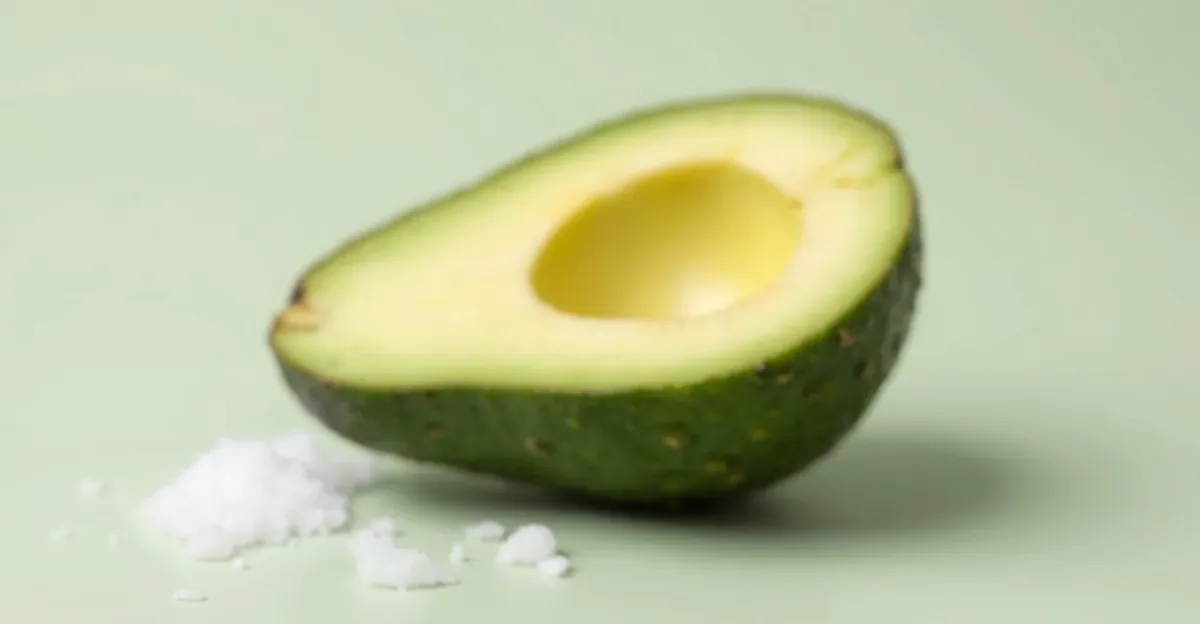 Ile kalorii ma pół awokado? Wartości i wpływ na odchudzanie